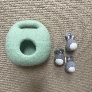 Lovevery Babbler Bunny Nest (13,14,15 months)